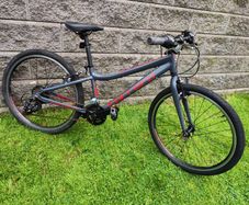 Carrera Abyss 24 Hybrid Bike