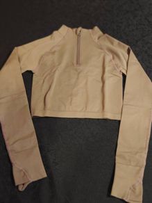 sports top