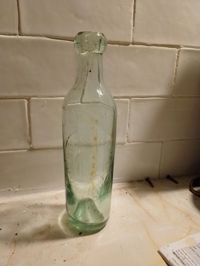Antique Bewleys and Drapers Pure Aerated Waters Bottle