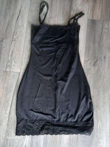Black Stretchy Slip size 10 to 12