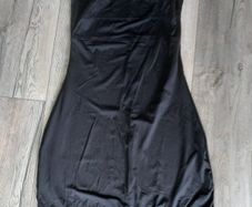Black Stretchy Slip size 10 to 12