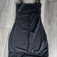 Black Stretchy Slip size 10 to 12