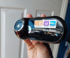Samsung SMX-C10 Retro Y2K Video Camera Camcorder