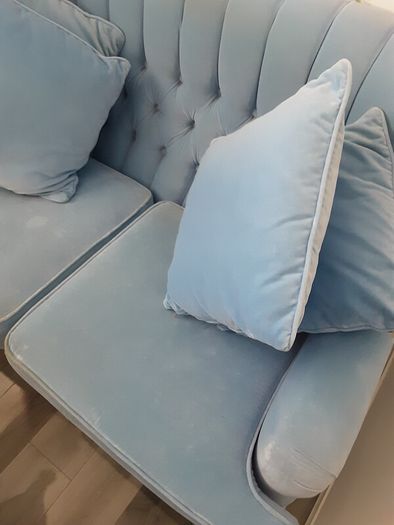 Blue velvet Dutch buttoned sofa immaculate condition