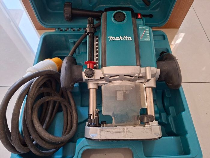 Makita RP2301FC 12mm Router 110v