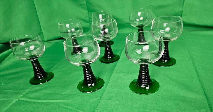 Set of eight antique Luminarc France glasses with green, ribbed stems