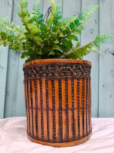 Rattan Planter