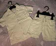 Boys top and shorts set 2-3Y