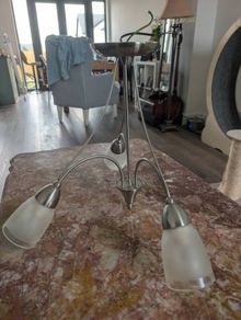 Ceiling light 3 arms for free