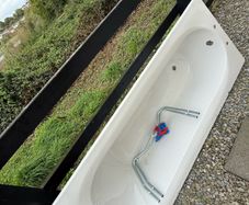 bath tub