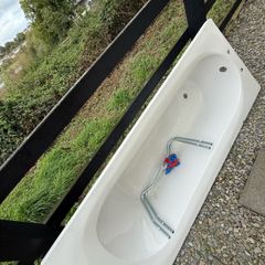 bath tub