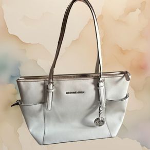 Michael Kors White Saffiano Leather Handbag