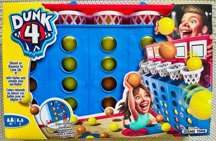 Dunk 4 - basketball-style tabletop game