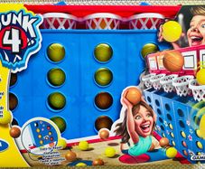 Dunk 4 - basketball-style tabletop game
