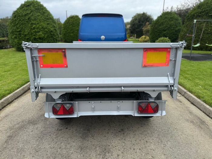 Ifor Williams electric tipping trailer