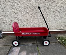 Radio Flyer kids cart