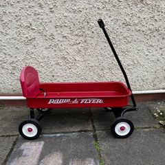 Radio Flyer kids cart