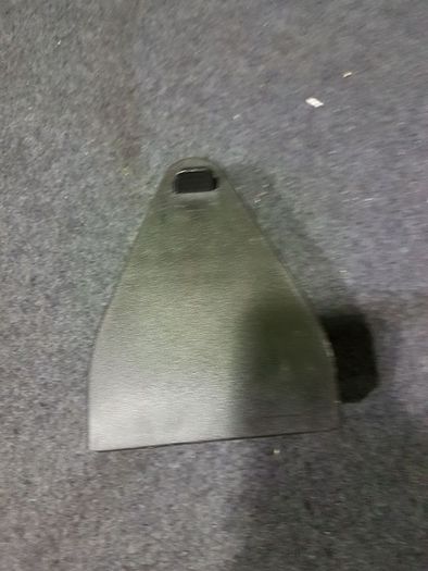 audi a4 emergency triangle mount holder