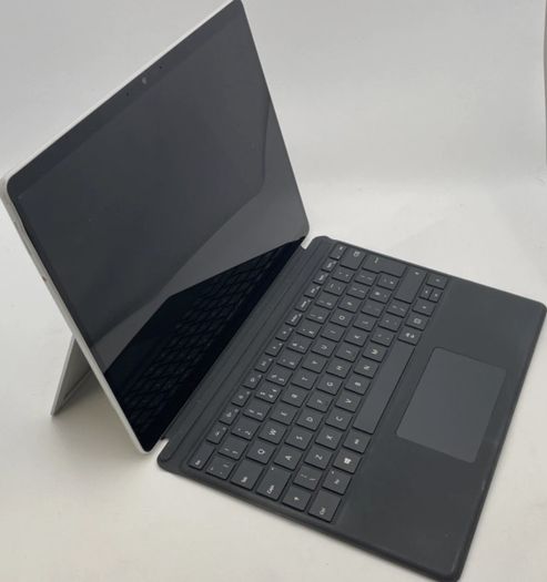 Microsoft Surface Pro 8 13" Touchscreen Intel Evo Platform Intel i5-1145G 8GB RAM 256GB SSD WIN 11 PRO (1982) with Stylus