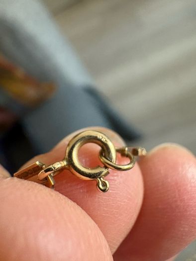 Vintage 9k Gold box necklace