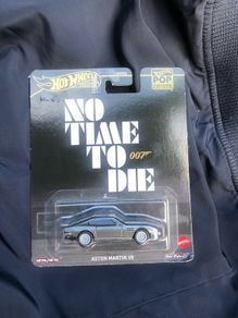 Hot Wheels Aston Martin V8 Vantage