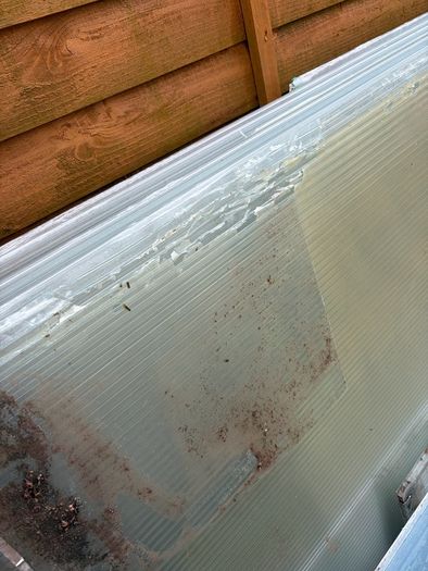 Double walled polycarbonate sheets