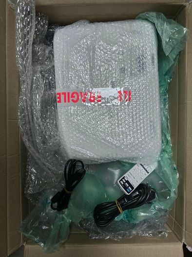 Epson EB 2255U projector