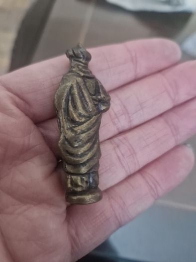 brass figures