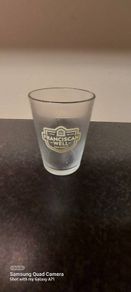 franciscan well cork glass , prefect condition, price includes post to anywhere in Ireland, thank you,or if buyer collects cheaper. Take as is