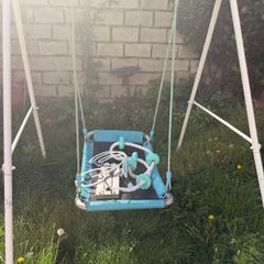 Free swing with accessories(  Dismantled ) and pink sandpit/