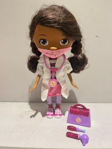 doc mc stuffins doll & medical set