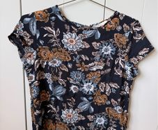 H&M women ladies top, t-shirt