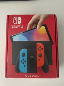 Nintendo Switch Oled With Games and Pro controller