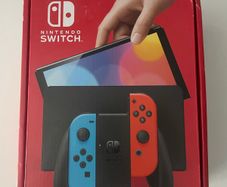 Nintendo Switch Oled With Games and Pro controller