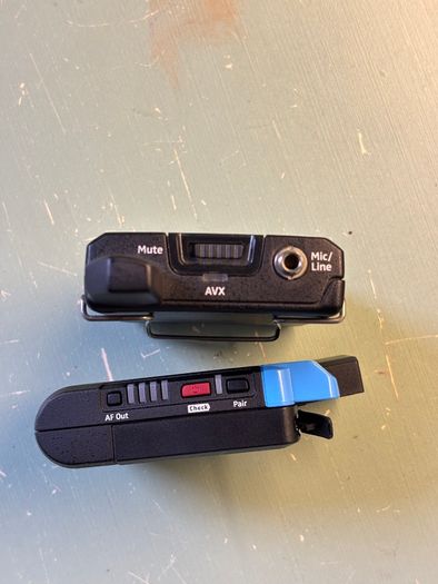 Sennheiser AVX Wireless Microphone Kit With Two MKE 2 Mics