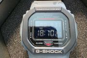 Casio G shock dw 5610su