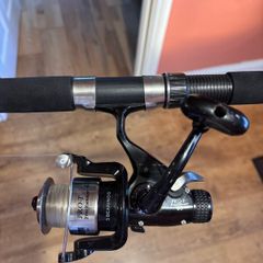 9ft Fishing Rod & Full Bait Box