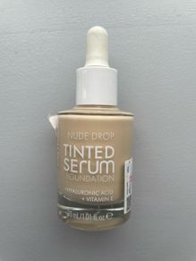 Catrice Nude Drop Tinted Serum Foundation. 020W