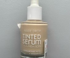 Catrice Nude Drop Tinted Serum Foundation. 020W