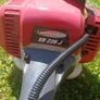castle garden strimmers start, easy runs, perfect. Image 3