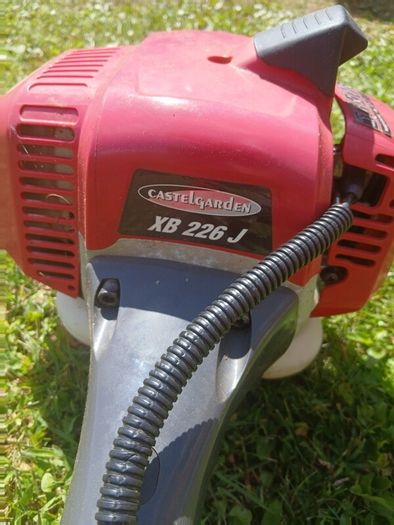 castle garden strimmers start, easy runs, perfect.