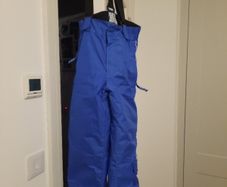 Boys blue ski pants size 9-10 years