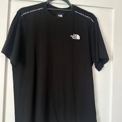 Men Tshirt  - Northface