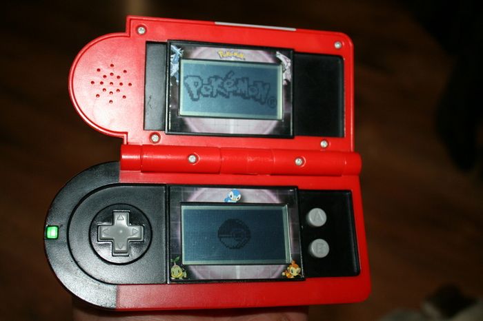 Pokemon Sinnoh Pokedex Handheld Game Jakks Pacific Nintendo