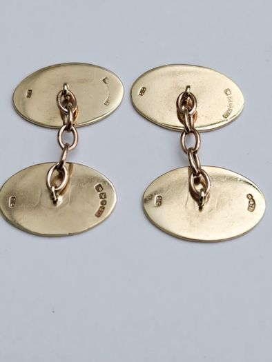 Vintage 9ct Yellow Gold Engine Turned Gents Cufflinks