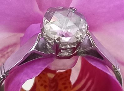 Antique Diamond 18ct White Gold Solitaire Ring