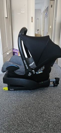 Car seat (Maxi Cosi)