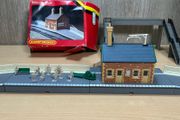 Hornby Branch Line Station OO Gauge Scale R.591 Boxed + Bridge + Extras