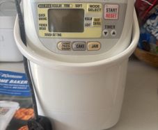 Zojirushi BB HAQ10 Home Bakery Mini Breadmaker 110 euros