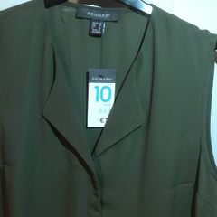 BNWT Sleeveless Blouse